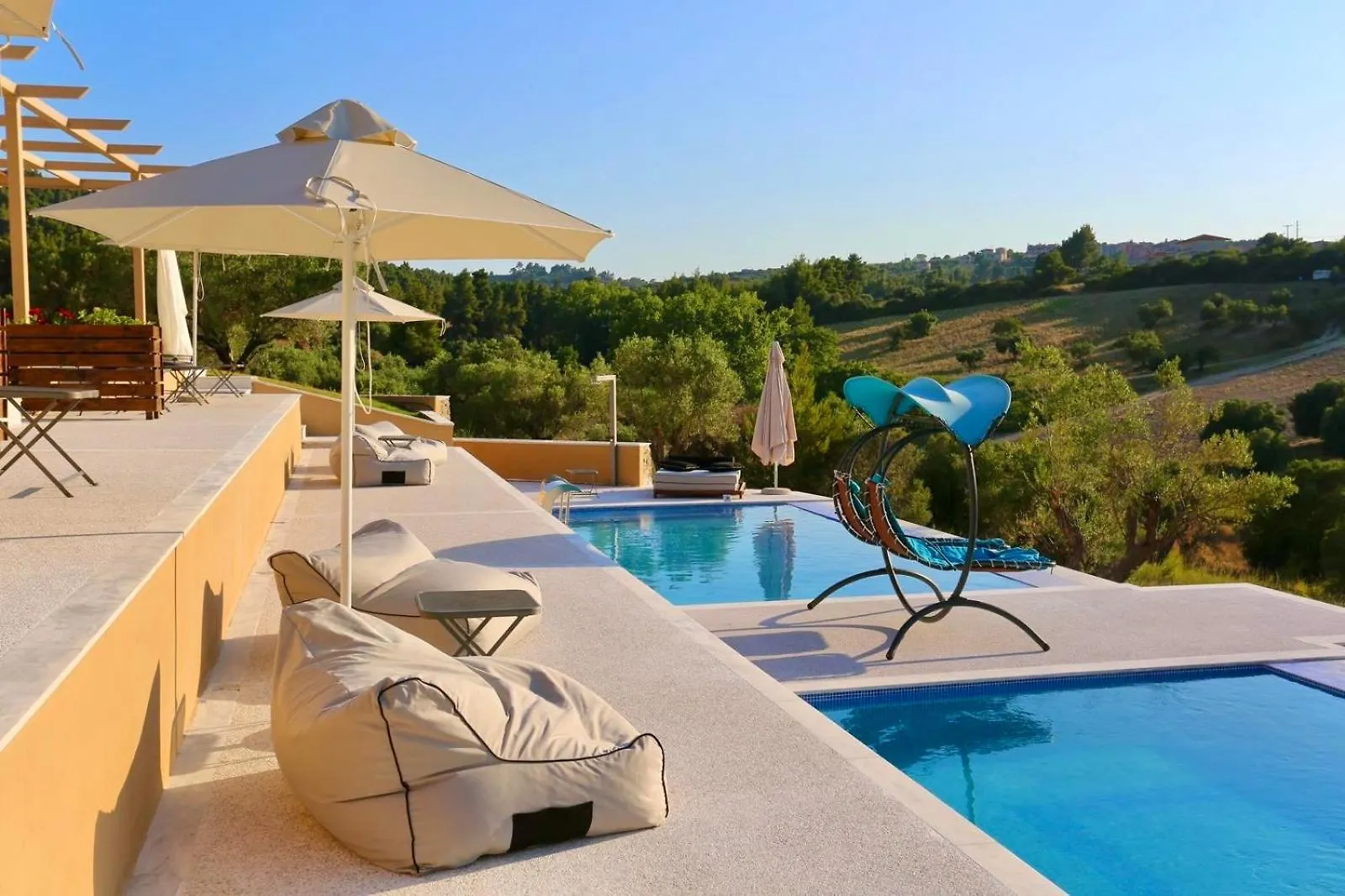 Verde Villas elérhetőségei